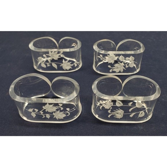 SET OF 4 MCM REVERSE CARVED CLEAR LUCITE NAPKIN RINGS FLORAL VINTAGE - Picture 2 of 5
